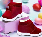 Red canvas and rubber whistle sound sandals for kids (Chu Chu Sandals), stylish with textured design and Velcro fastening, perfect for night outings