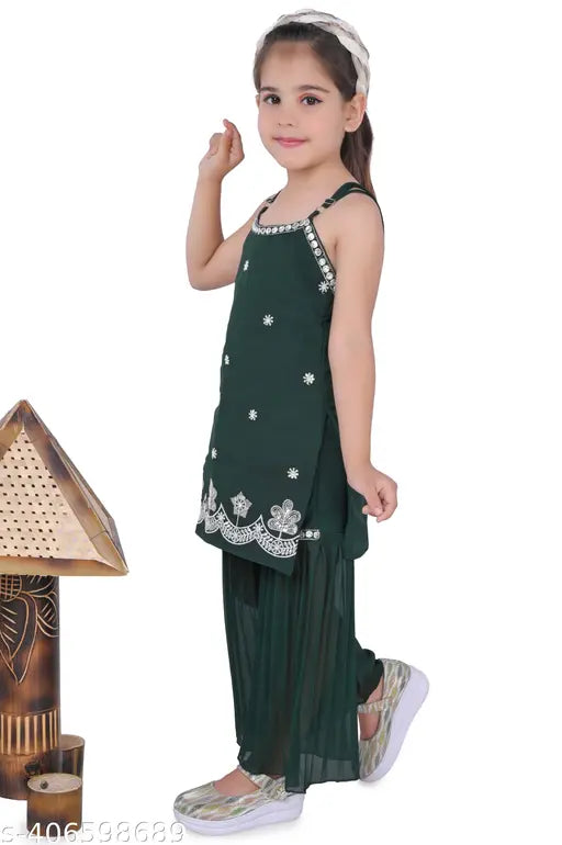 Sequinned chiffon A-line kurta plazzo set for kids, embellished with adjustable straight top and easy wash. Available sizes: 2-3Y (18in/20in), 3-4Y (18in/18in), 4-5Y (20in/22in), 5-6Y (23in/26in), 6-7Y (24in/26in), 7-8Y (25in/27in), 8-9Y (25in/28in), 9-10Y (26in/28in), 10-11Y (27in/29in). Made in India