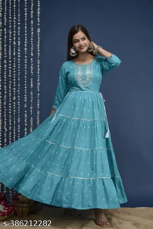 Rayon three-quarter sleeve zari woven kurti for women, single size S with 36 inch bust - Indian fashion