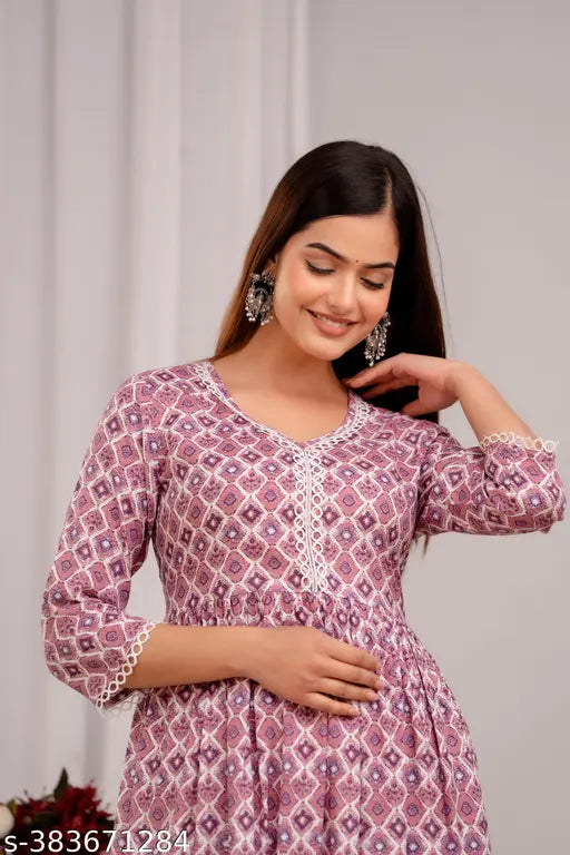 Printed rayon Anarkali maternity kurti with zipper for pre/post pregnancy, three-quarter sleeves, India