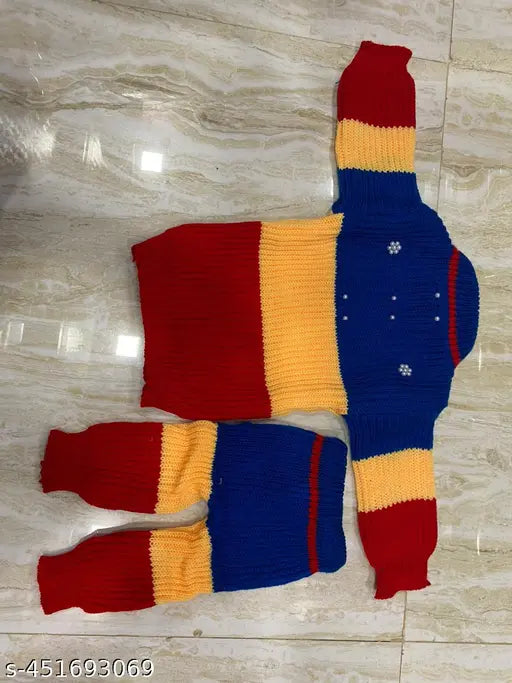Woolen sweater set for newborn babies with cap & booties, colorblocked design by BEST FRIEND STORE (India)