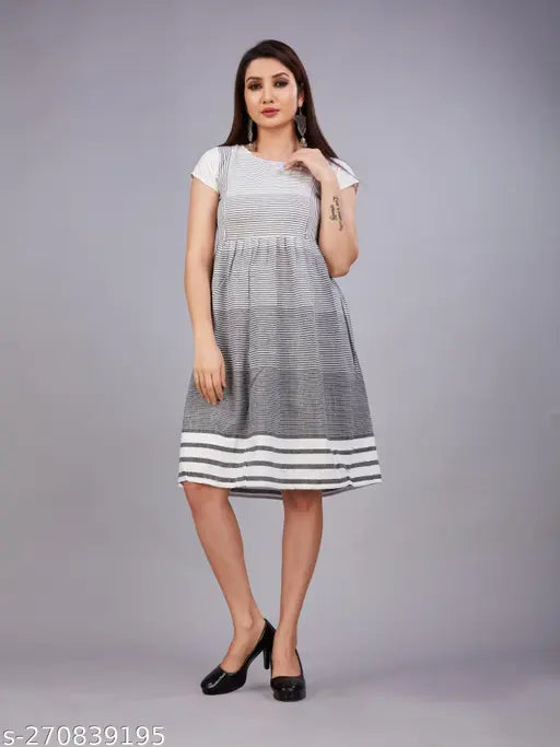 Striped cotton feeding kurtis for breastfeeding women, both sides concealed zip, India-made