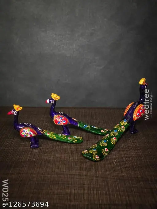 Multi-colored dancing peacock decorative showpiece, hand-painted poly resin set of 3 - 7cm tall