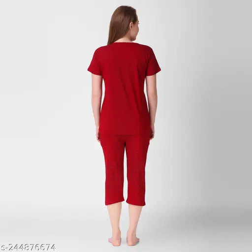 Printed polycotton Klaxxy cap sleeve t-shirt and capri set pack of 2, colorful pattern on ladies casual wear for summer fashion