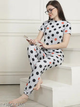 Cotton printed women's comfortable night suit, loose-fitting pyjamas with short sleeves, India origin