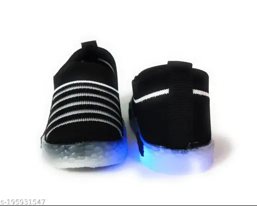 Coolz Kids knitted first walking shoes with light Blink-2 for boys and babies, featuring mesh sole and textured net design. Made in India, available in various sizes from 12 months to 14 years