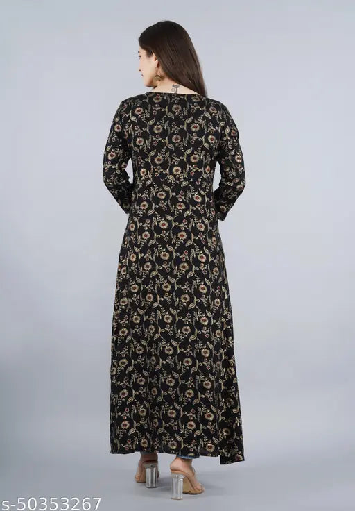 Attractive rayon fit-and-flare printed A-line kurta, three-quarter sleeves, trendy Indian fashion