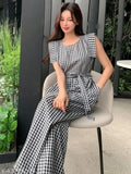 Cotton checked jumpsuit with short sleeves for women and girls, size N (36in bust, 52in length, 32in waist), origin India