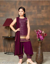 A-line Georgette kurta set with dupatta, embroidered and sleeveless for kids 5-6 years old. Indian traditional clothing on display." (123 characters)
