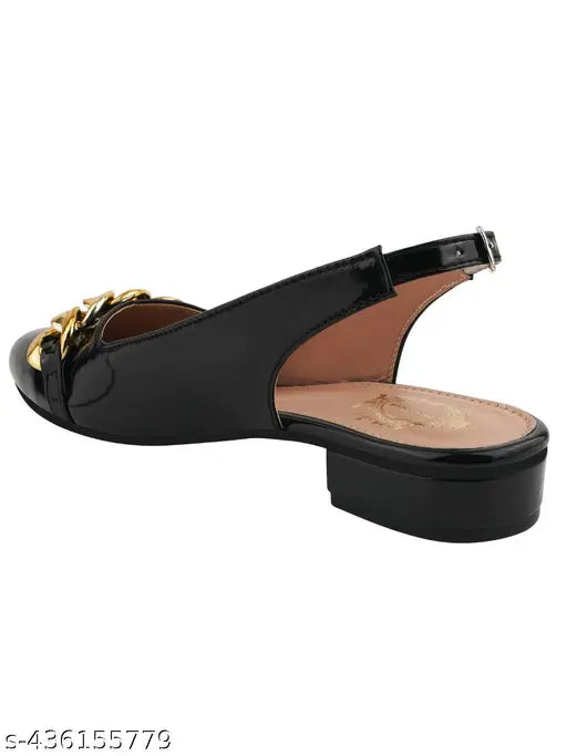 Black patent leather flat belly shoes for girls, solid pattern with buckle detail on pointed toe. Perfect for casual outfits or dresses. Size: 3 (foot length 21 in), made in India