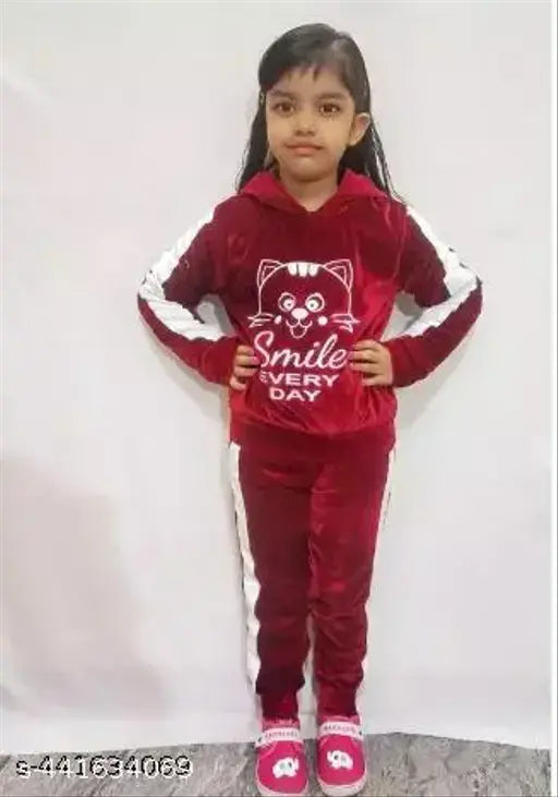 Nylon long sleeve printed sweatshirt for girls (3-4yrs, 5-6yrs, 7-8yrs), trendy Cutiepie design from India