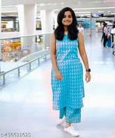 Cotton sleeveless kurta with printed palazzo set, single piece in various sizes from XS to XXL, Indian origin