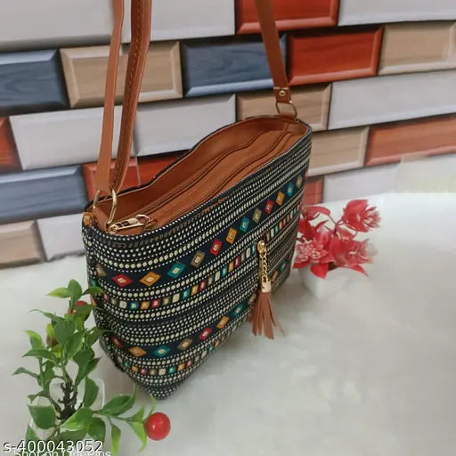 Printed fabric tote bag, free size, lightweight women's handbag from Carry World - daily use