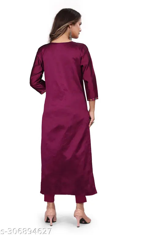 Purple embroidered floral print Pashmina straight kurta, three-quarter sleeves, Zari woven. Indian Pashmina kurta for women