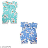 Winter fashion sweater set, wool, solid pattern, 2pcs, for babies, on display