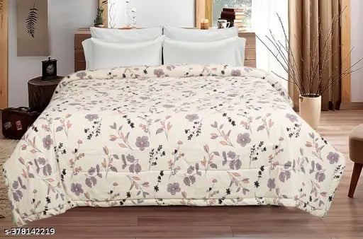 White cotton blend king-sized comforter, 90x93 inches, ultra-soft and perfect for mild winters