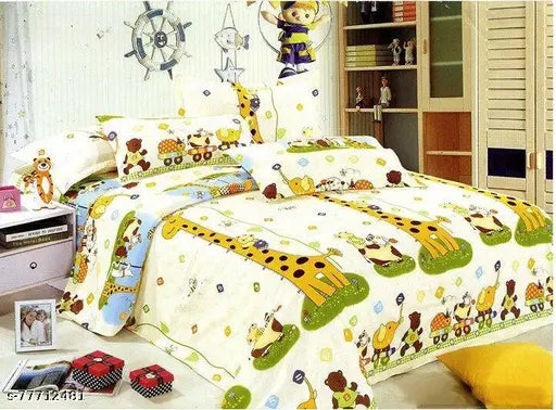 Cotton double bed bedsheet with giraffe print, 220 TC for kids, 90x90 inches, soft and fade-resistant