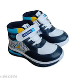PU canvas boys/girls shoe with Velcro fastening, comfortable and durable