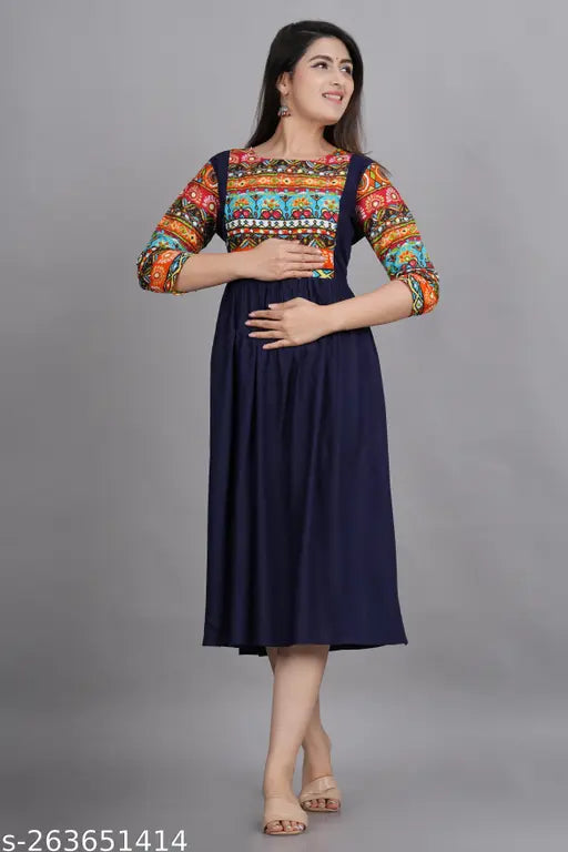 Rayon A-line maternity kurti with zip, printed three-quarter sleeves, trendy Indian gown for women