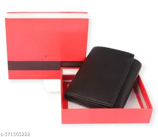 Men's black artificial leather formal wallet, 5 card slots, sleek and sophisticated design, soft to touch PU Leather