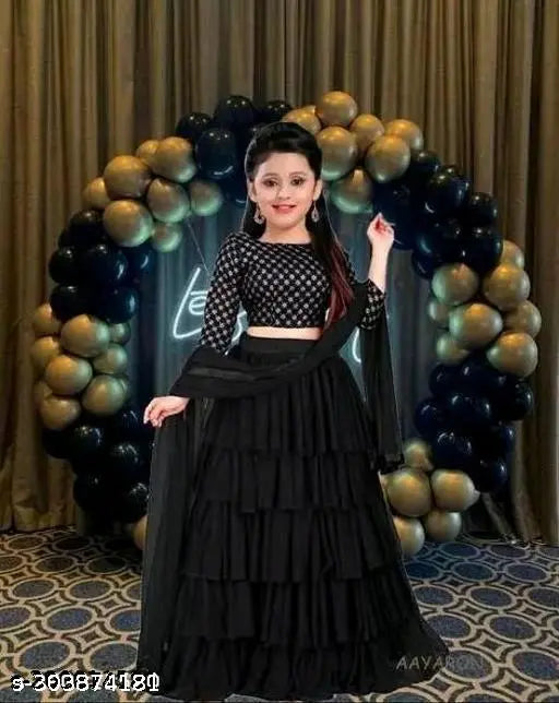 Embroidered kids girls Lenga Choli set, cotton blend top and net dupatta. Long-sleeved ruffle stitch lehenga for 6-12 year old girls. Indian origin