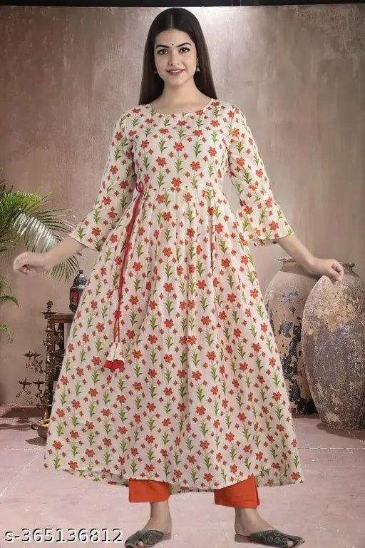 Cream rayon kurti with trendy print, three-quarter sleeves. Indian women's fashion on mannequin