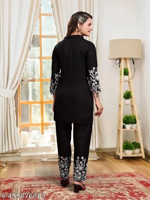 Rayon top and bottom set, stylish new arrival for women with long sleeves, available in sizes S-XXXXL