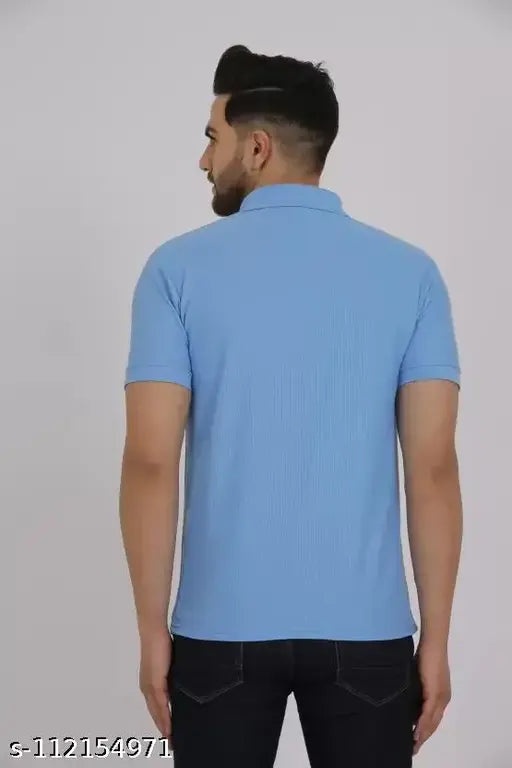 Classy cotton blend men's T-shirt in solid color. Short sleeves, sizes S-XXL. Made by Aru Crafts, India