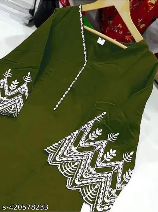 Rayon kurta set for couples, solid color and three-quarter sleeves, Indian women's fashion with pants bottomwear