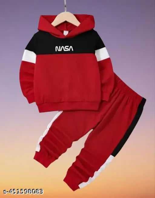 Woolen colorblocked sweatshirt for boys, 0-1 years, India