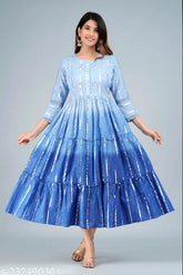 Tie dyed cotton Anarkali kurta, three-quarter sleeves, zari woven pattern. Woman's ethnic wear for S - 48in bust size, made in India