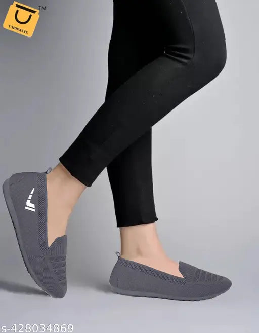 Indian-made, colorblocked synthetic slip-on ballerinas: Classic Bellies