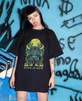 Cotton oversized women's T-shirt, black with trendy typography print, perfect for casual wear or gym