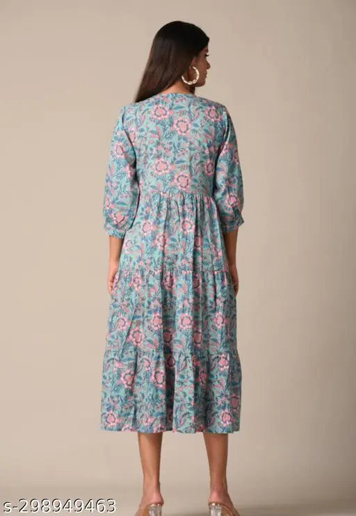 Cotton printed flared middy, three-quarter sleeves, vibrant pattern for women, India-made fashion