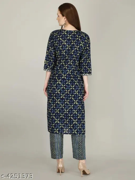 Women's cotton kurti pant set, three-quarter sleeve printed combo, single sizes S, M, L (bust 40in, size length 45in), XXL (bust 44in, size length 45in), XXXL (bust 46in, size length 45in) - Indian ethnic wear for women