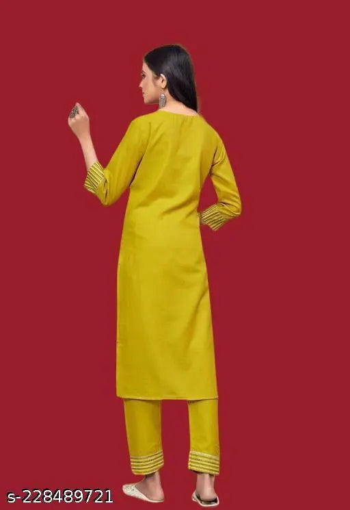 Charvi Graceful Women's Cotton Dupatta Set with Kurta and Bottomwear, solid pattern, three-quarter sleeves, various sizes available