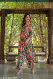 Green cotton blend printed straight kurta with palazzos, three-quarter sleeves, and pant - Indian traditional outfit for women