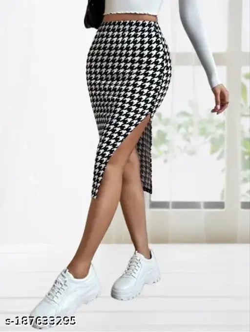 Black & White printed pencil skirt with elasticated waistband and back slit, ideal for formal and business wear