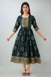 Rayon festive kurta with three-quarter sleeves and printed combo, M size (bust 38in, length 50in), Indian traditional wear