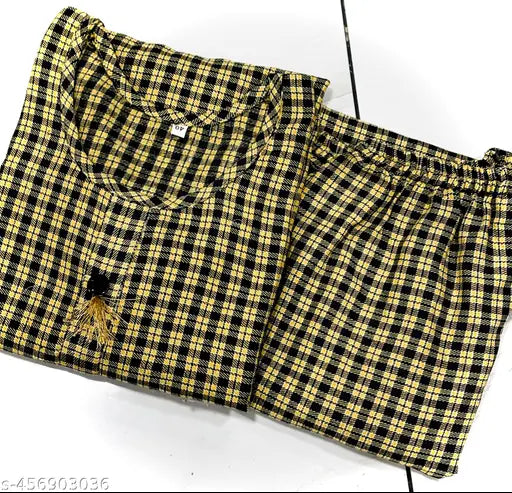 Trendy printed Kashmiri woolen kurti pant set for women and girls, three-quarter sleeves, single set, size S (Indian sizes), Indian origin