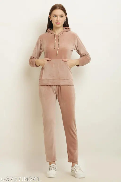 HR Collection Skin Velvet Nightsuit - M, ultra-soft fleece pyjamas with adjustable hood, luxurious velour fabric