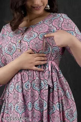 Pink cotton maternity kurti with zipper, printed design for nursing - India