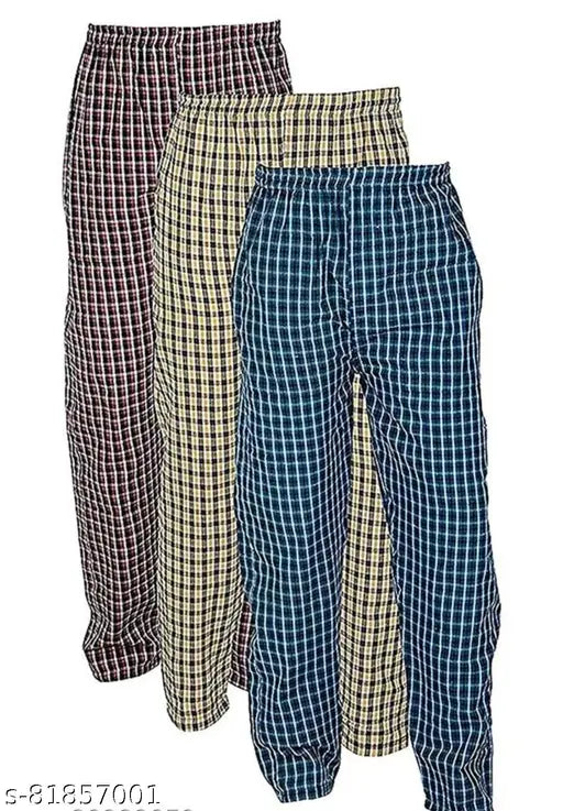 Cotton blend knee-length men's pyjamas, checkered pattern in multiple colors and sizes for comfortable loungewear/casualwear, made in India