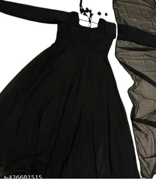 Georgette A-line Anarkali Kurta with Dupatta, long, sleeveless, western dress for women's parties and festivals. Ideal for picnics, outdoor events, or formal occasions. Made in India