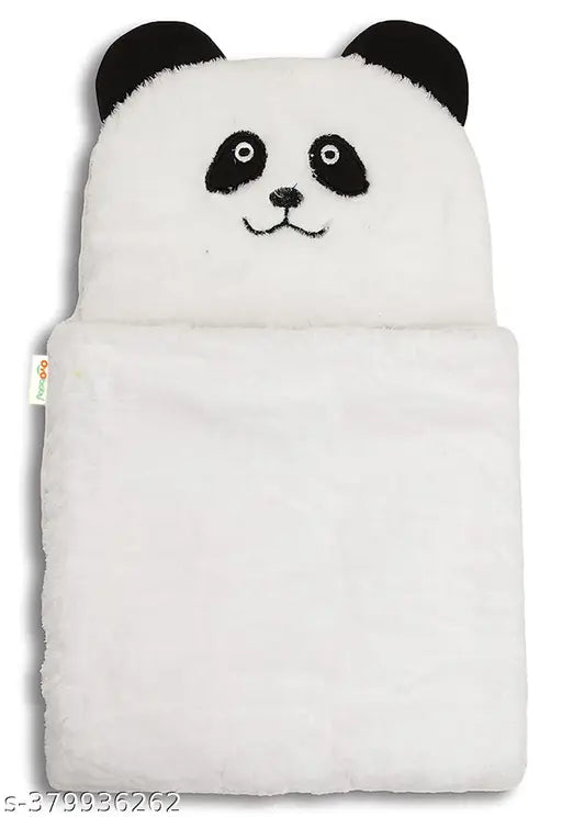 Soft white fleece hooded baby blanket, perfect for newborn security (86x82 CM) with animal design, ideal for winter