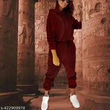 Soft velvet women's hoodie & jogger set, luxurious winterwear loungewear in trendy style