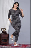 Black floral printed cotton kurti set (India), rayon fabric, three-quarter sleeves, women's pyjamas coordinated top and bottom