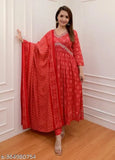 Viscose rayon printed kurta palazzo set with dupatta, three-quarter sleeves, Indian fashion on mannequin
