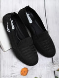Colorblocked synthetic ballerinas: Classic Bellies, slip-on style in sizes IND-5, IND-6, IND-7, IND-8 from India