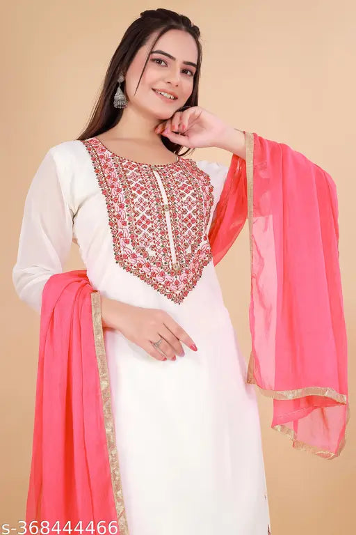 Georgette kurti set with sharara and dupatta, embroidered and three-quarter sleeves, India origin